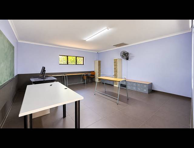 444M² MEDICAL SUITE FOR SALE IN WESTVILLE
